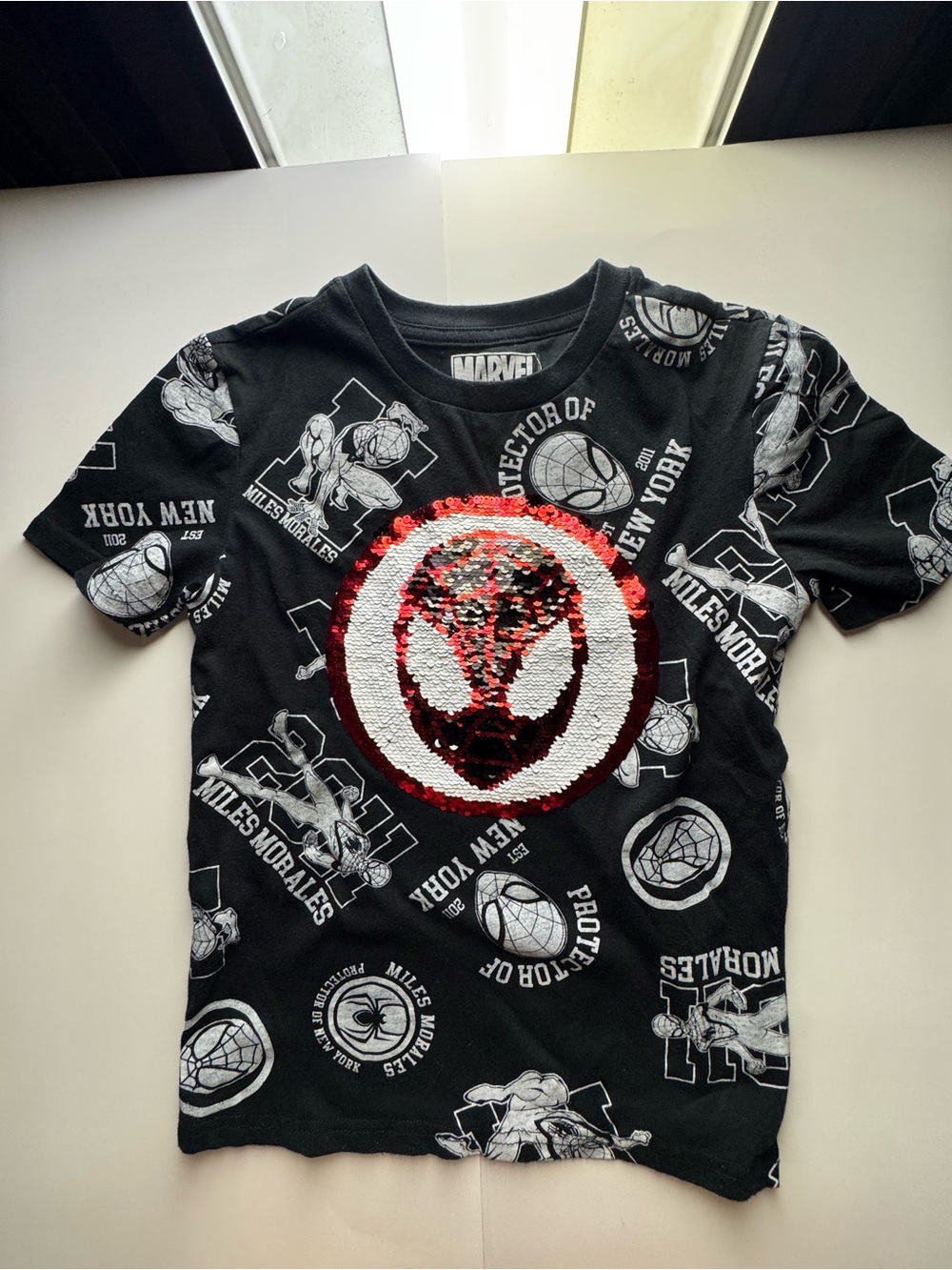 Marvel Spider-Man Miles Morales reversible sequin graphic T-shirt 🕷️❤️